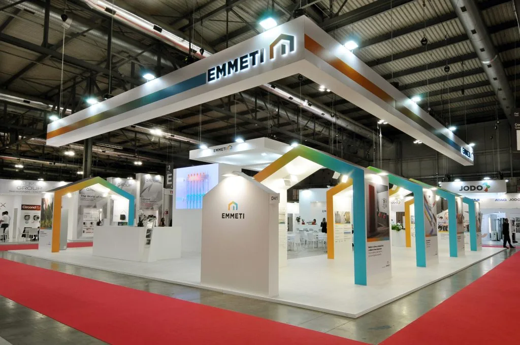 EMMETI a MCE : Tecnologie per il Clima con Stile e Colore" stand fiera mostra convegno expocomfort 2022